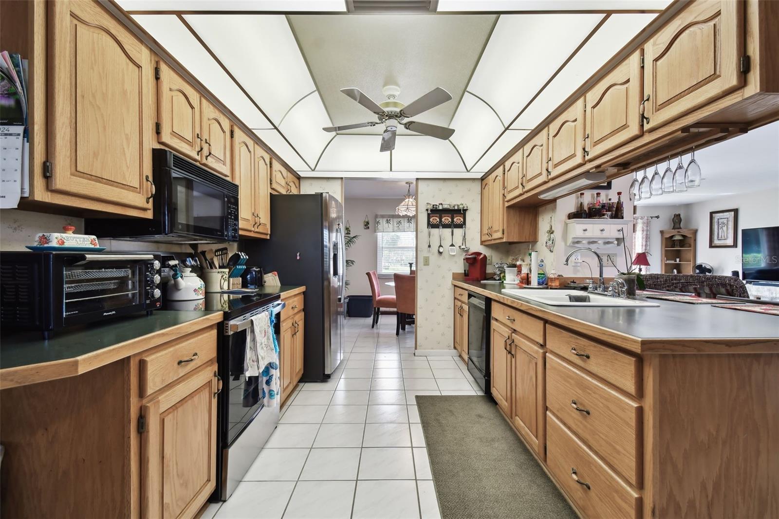 304 10TH ST SW, RUSKIN, FL, 33570