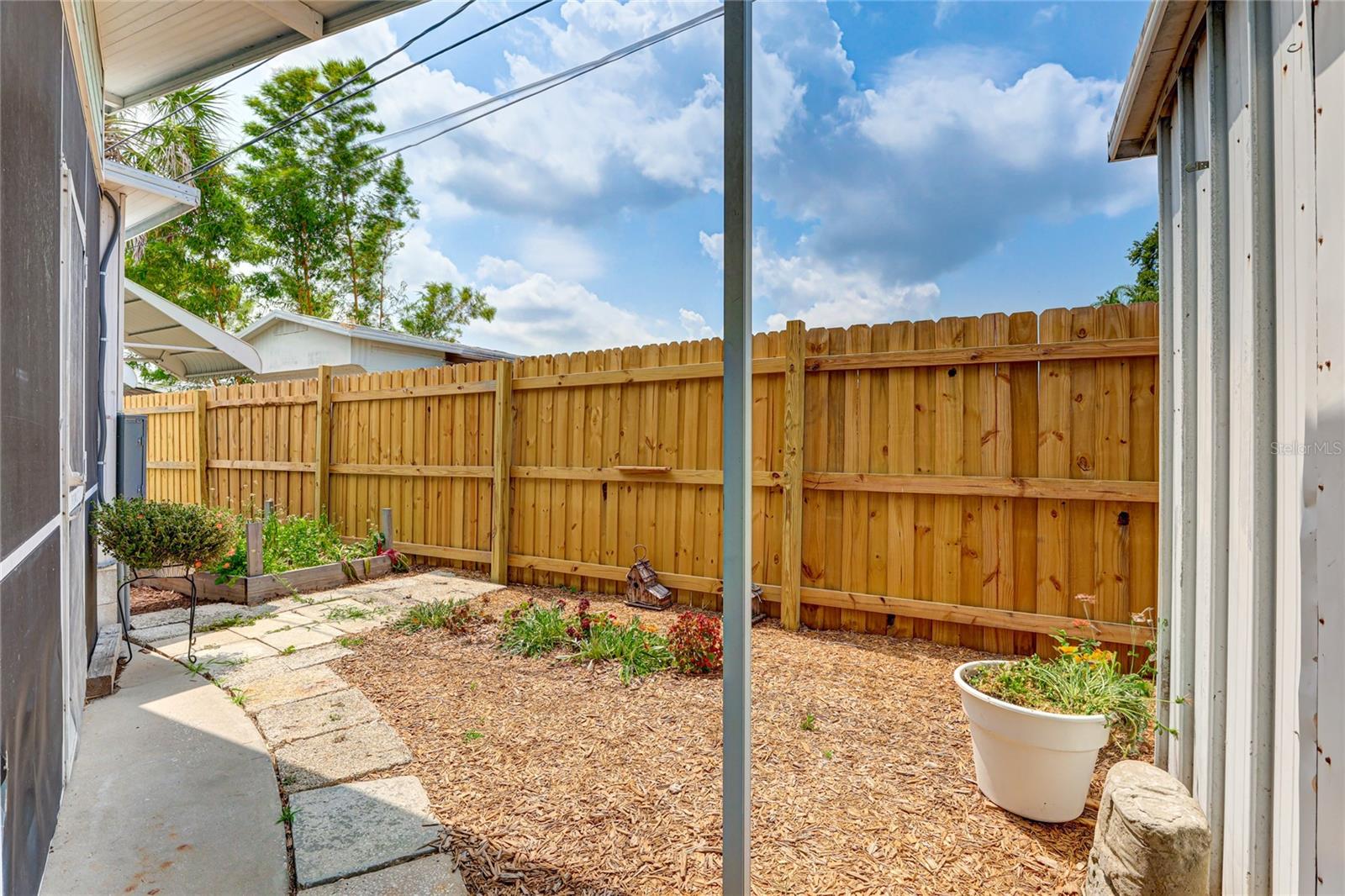 A4634264 Property Photo