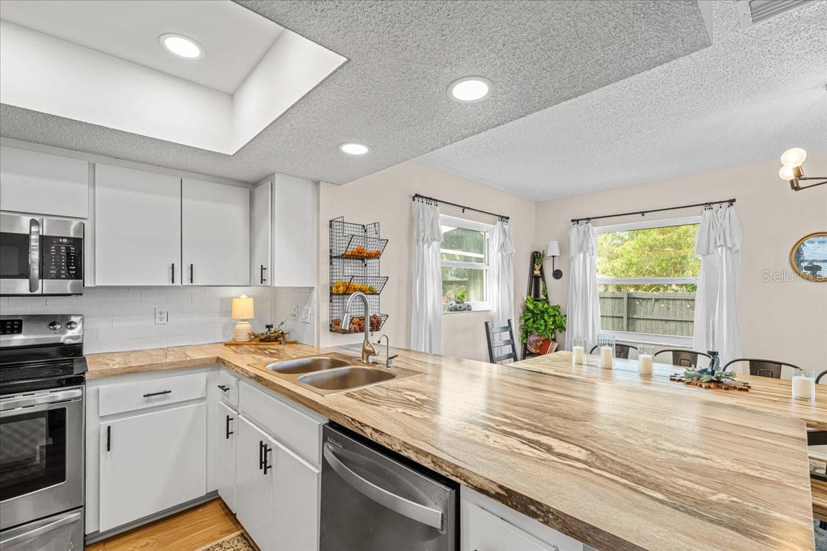 340 CARMEL RD, VENICE, FL, 34293