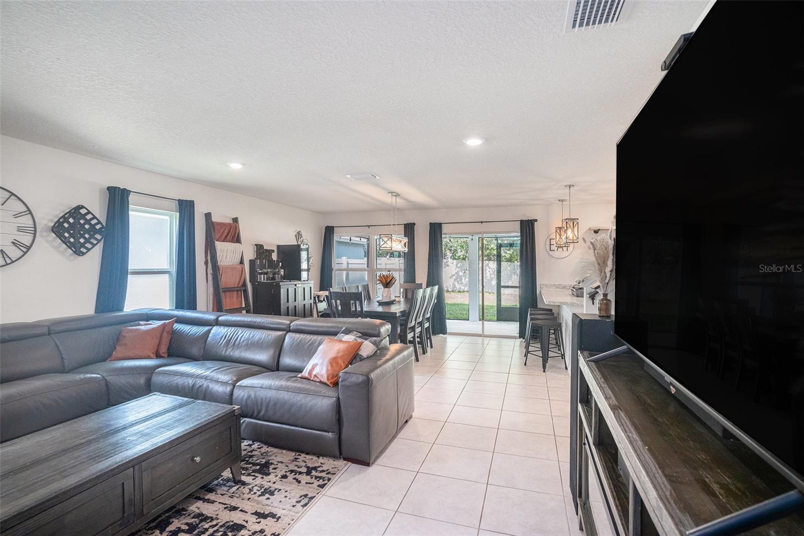 7318 SUNSHINE BRIDGE AVE, GIBSONTON, FL, 33534