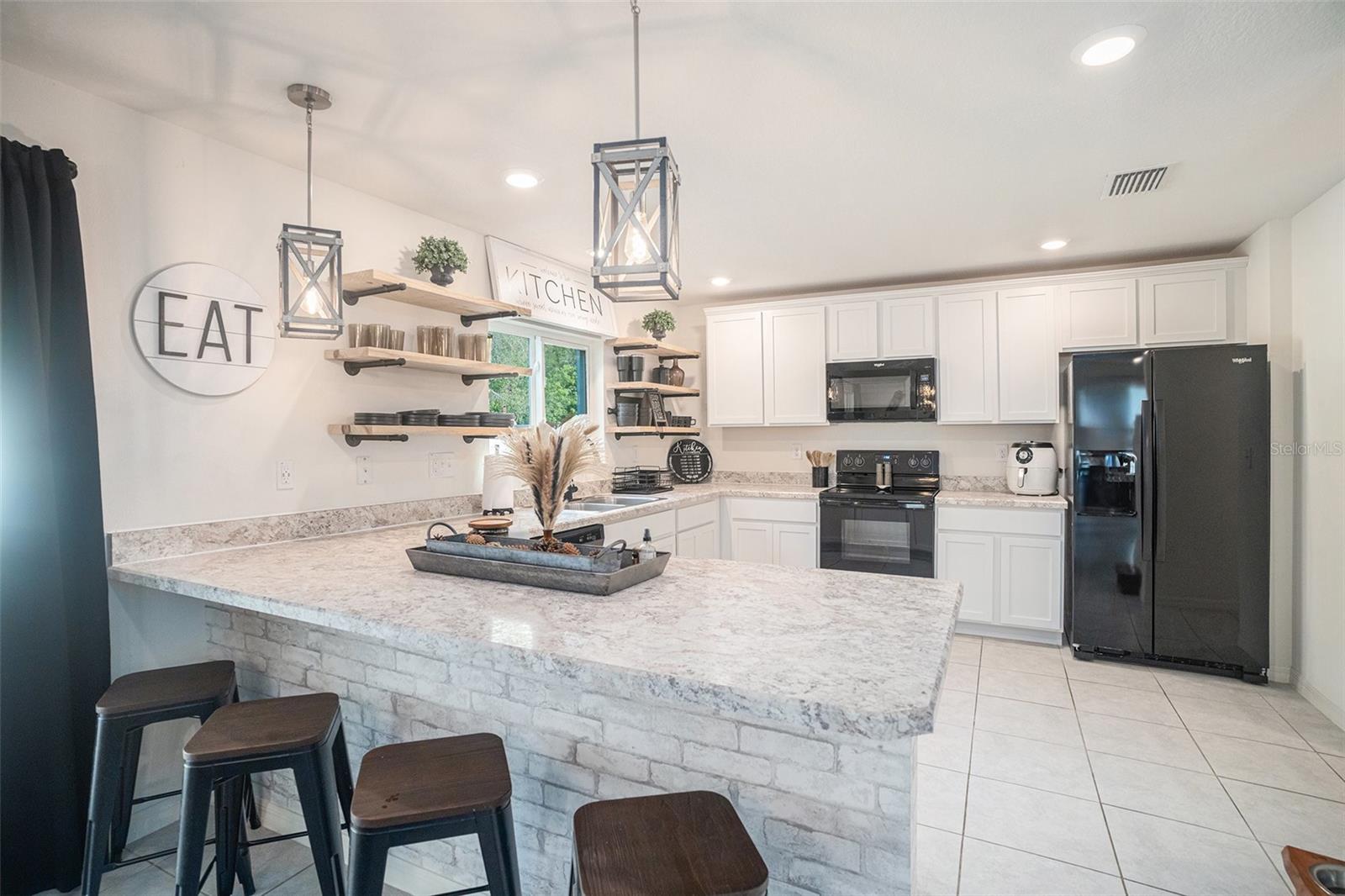 7318 SUNSHINE BRIDGE AVE, GIBSONTON, FL, 33534