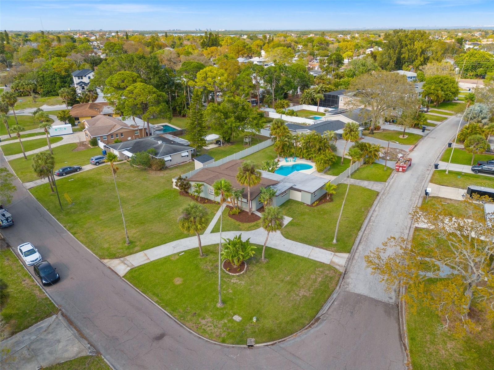 4601 VENETIAN BLVD NE, ST PETERSBURG, FL, 33703