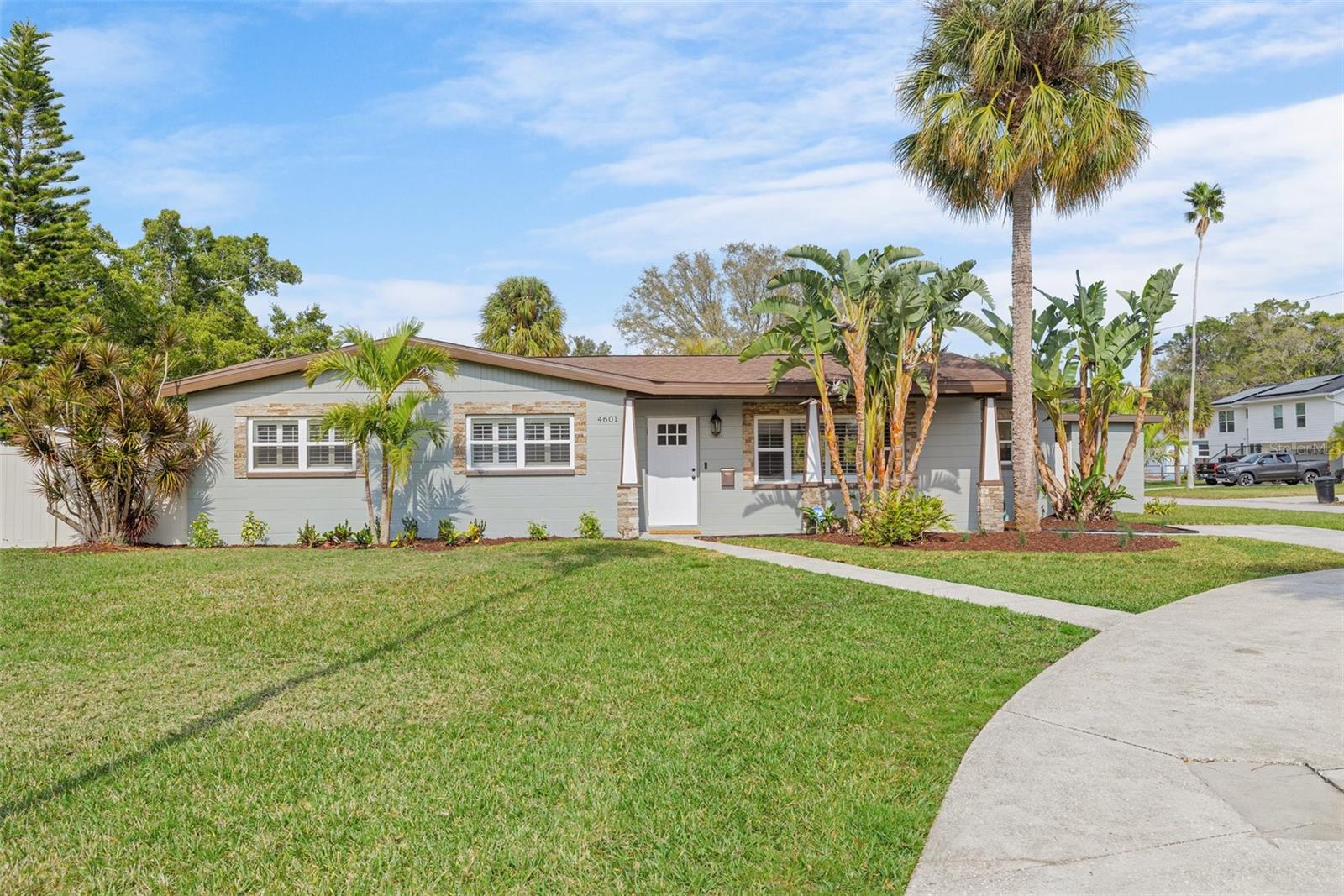 4601 VENETIAN BLVD NE, ST PETERSBURG, FL, 33703