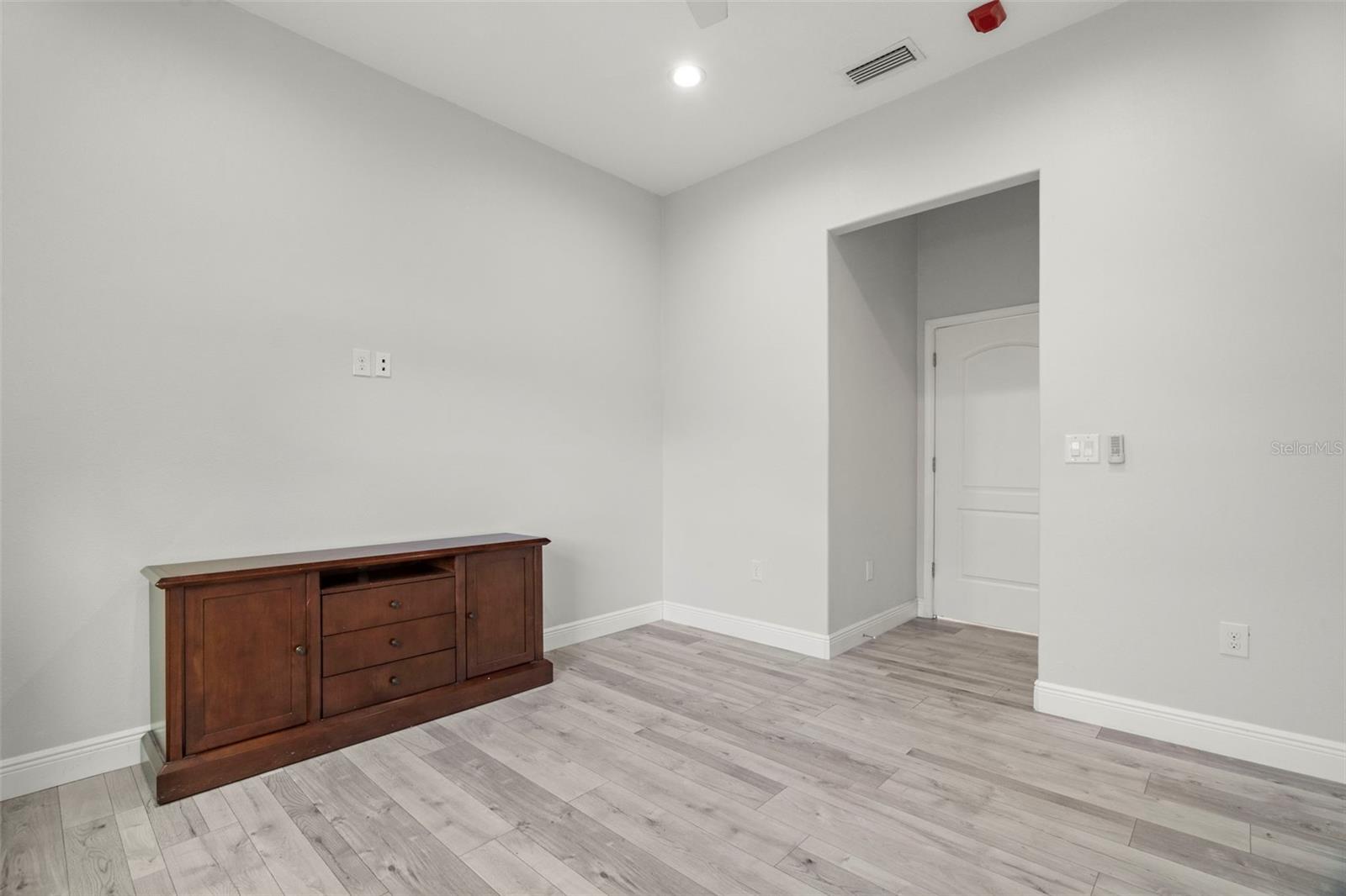 6132 105TH TER, PINELLAS PARK, FL, 33782