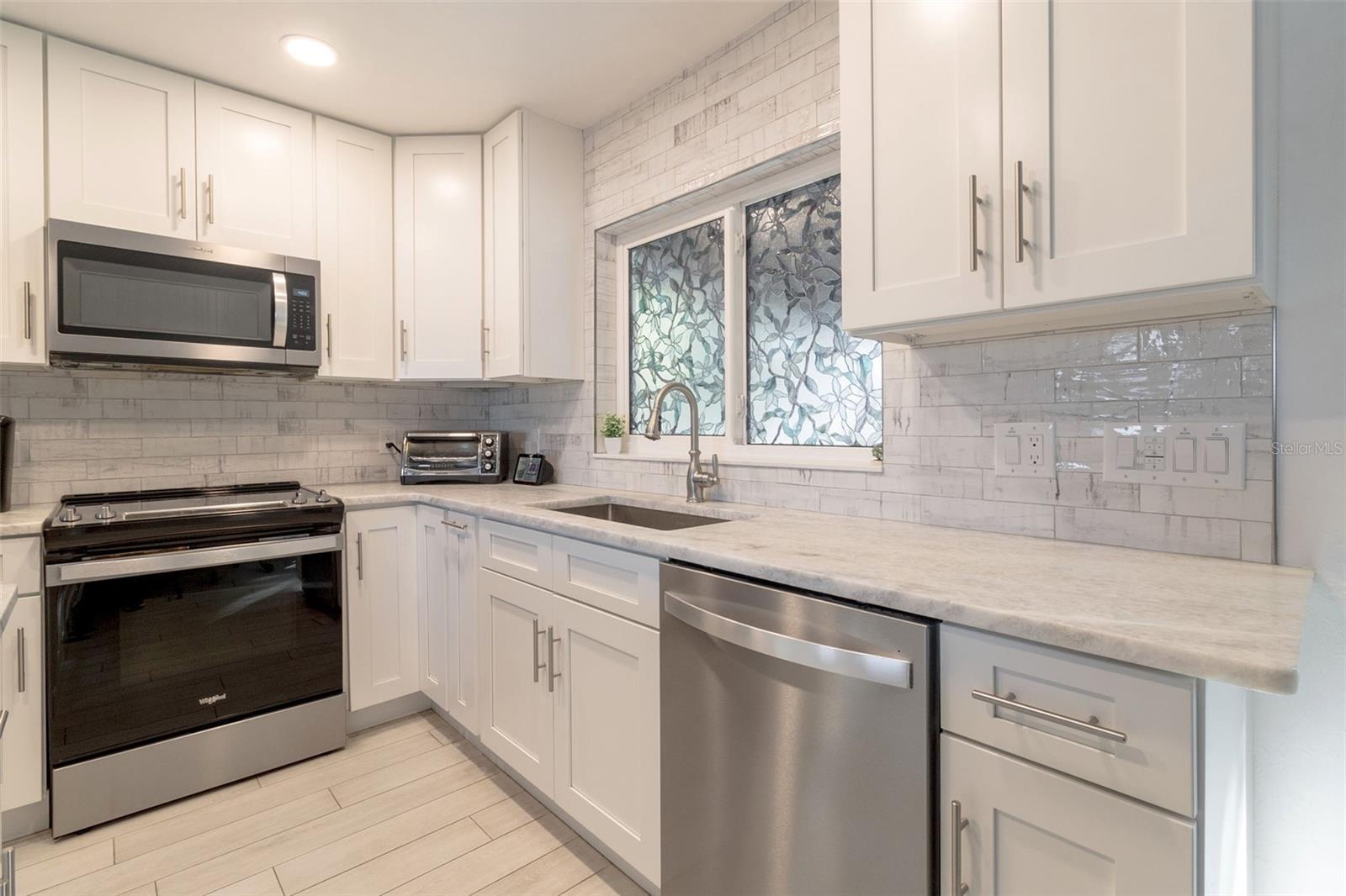 21053 BAFFIN AVE, PORT CHARLOTTE, FL, 33954