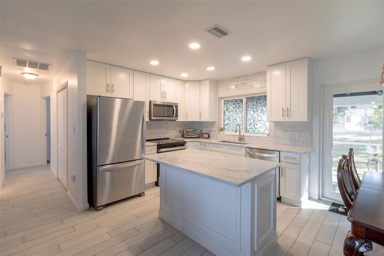 21053 BAFFIN AVE, PORT CHARLOTTE, FL, 33954