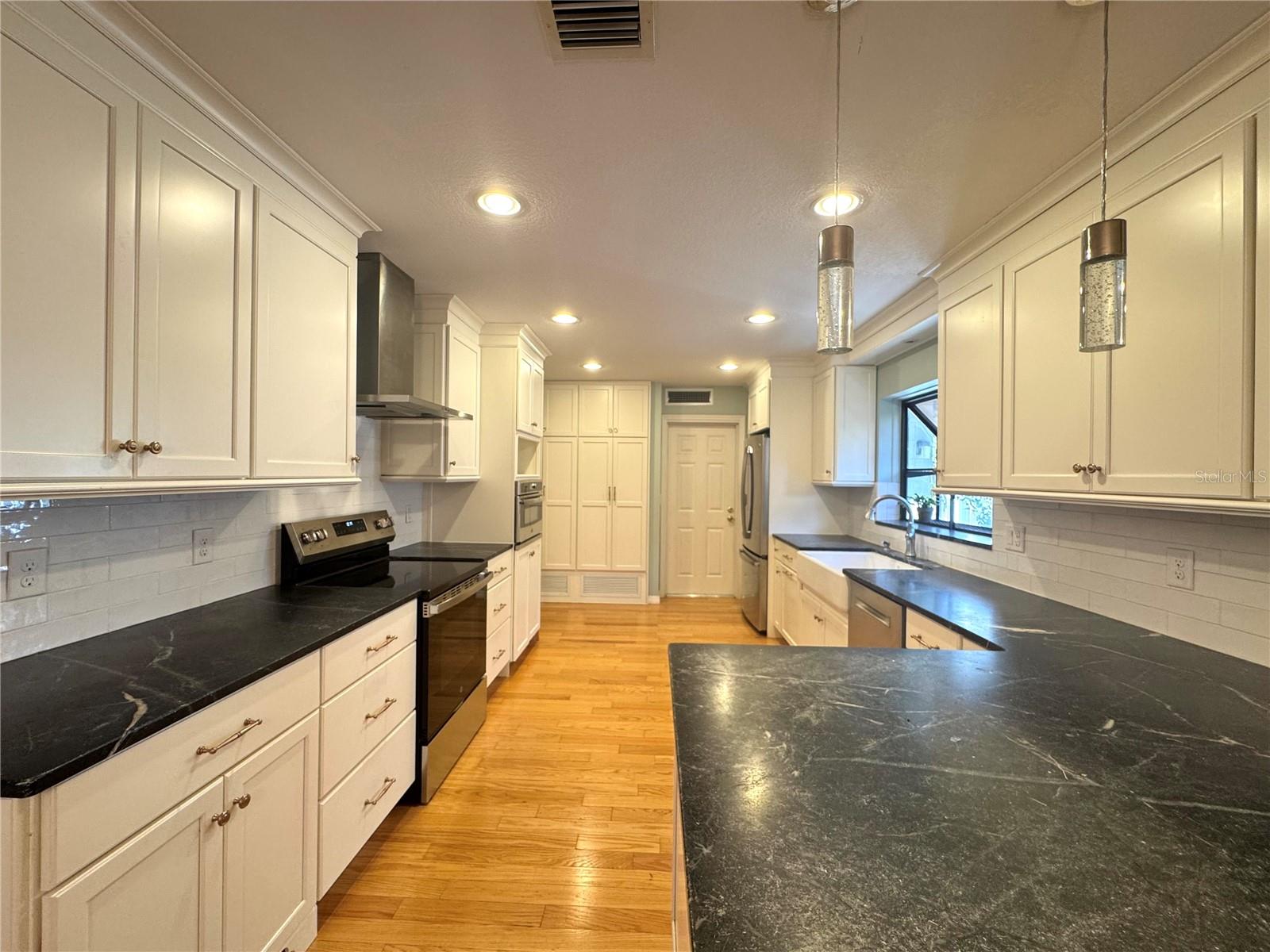 504 RICHMOND ST, ORLANDO, FL, 32806