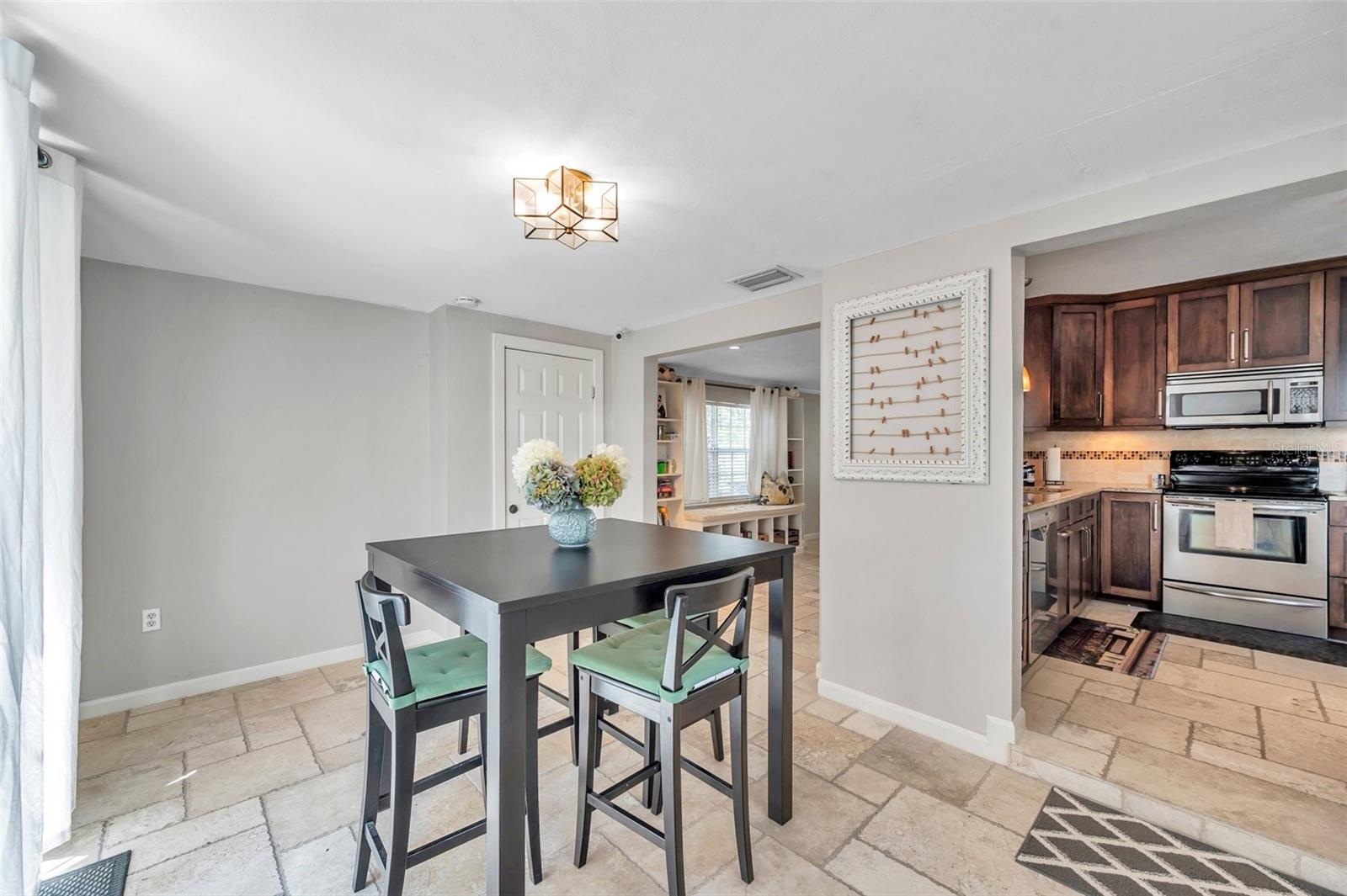 918 W INDIANA AVE, TAMPA, FL, 33603
