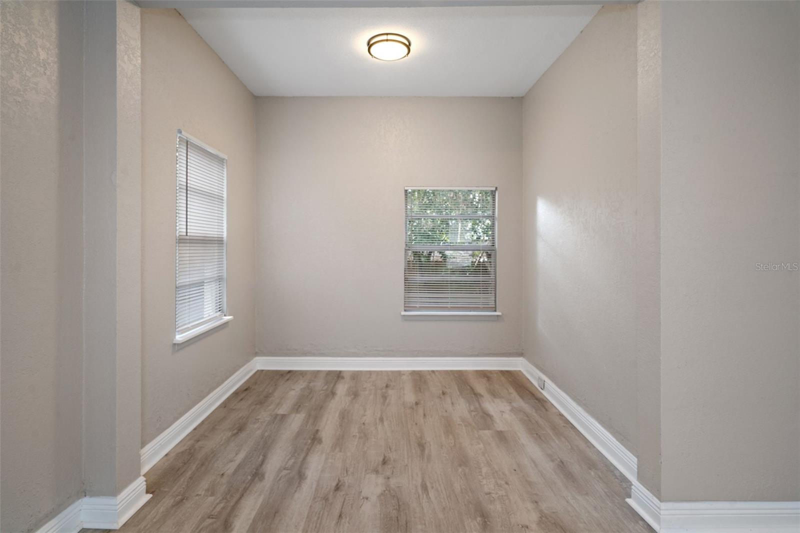 1100 MELROSE AVE S, SAINT PETERSBURG, FL, 33705