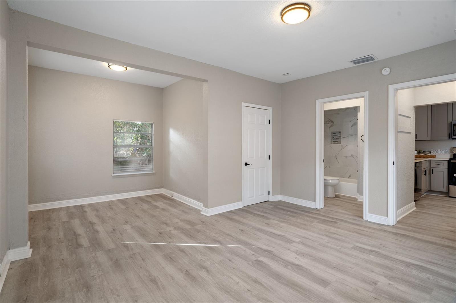 1100 MELROSE AVE S, SAINT PETERSBURG, FL, 33705