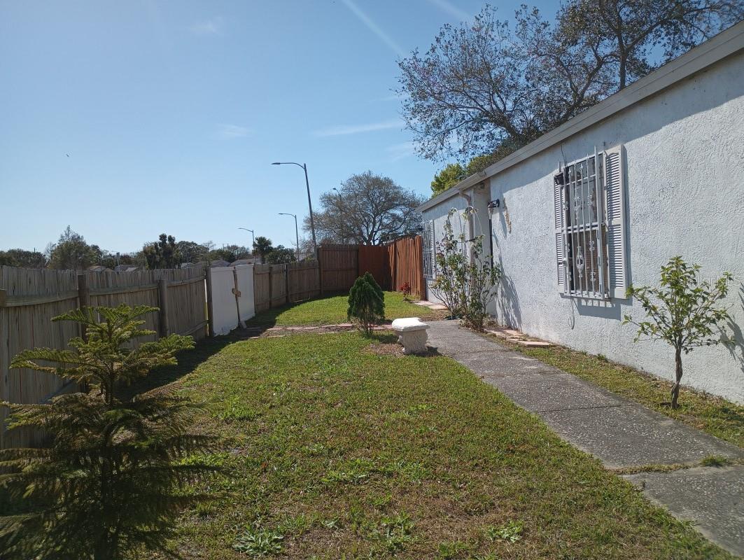 5345 TIMBERLEAF BLVD, ORLANDO, FL, 32811