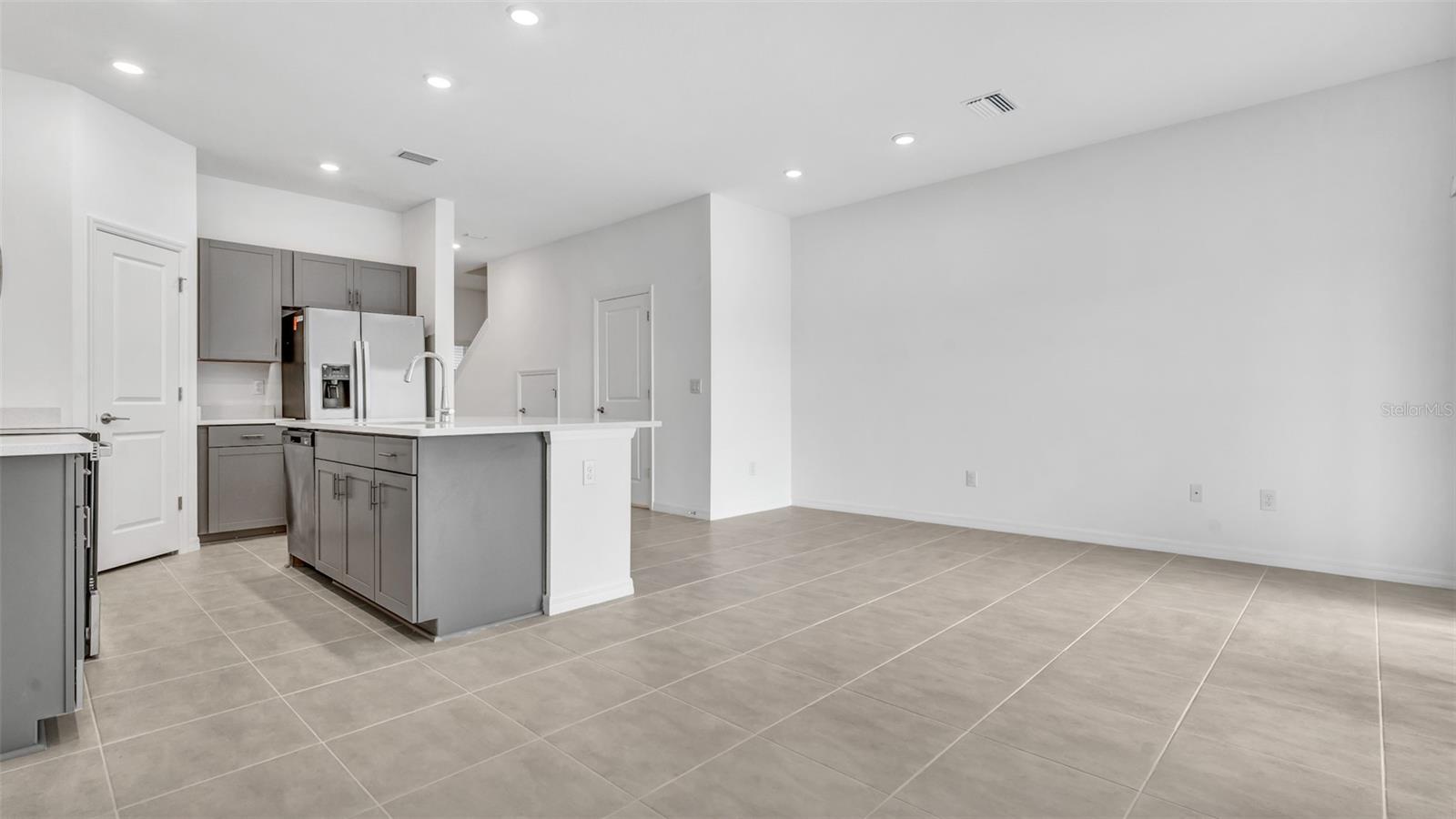 2199 HALLIER CV, WESLEY CHAPEL, FL, 33543