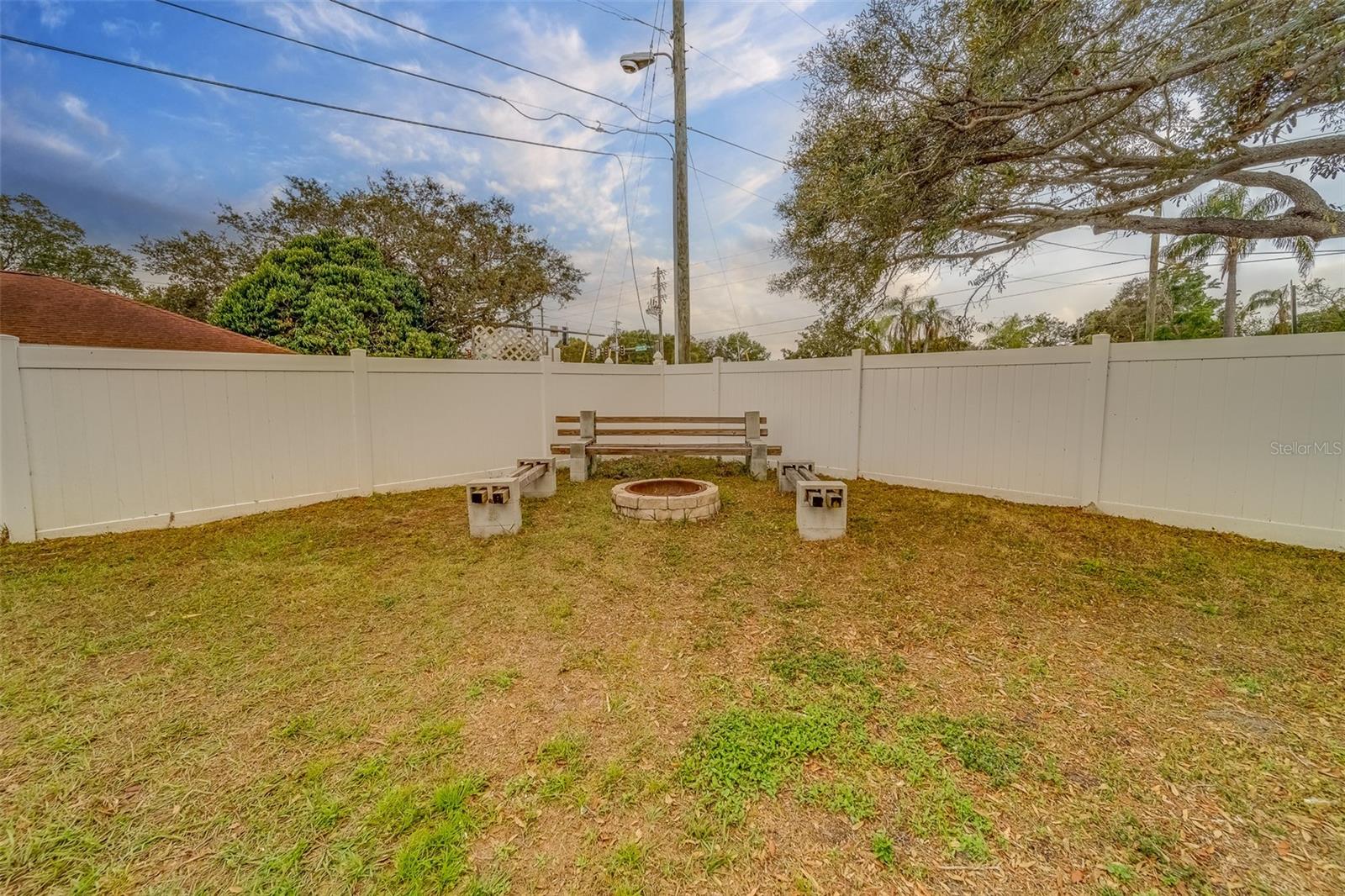 1803 SOUTHWOOD LN, CLEARWATER, FL, 33764