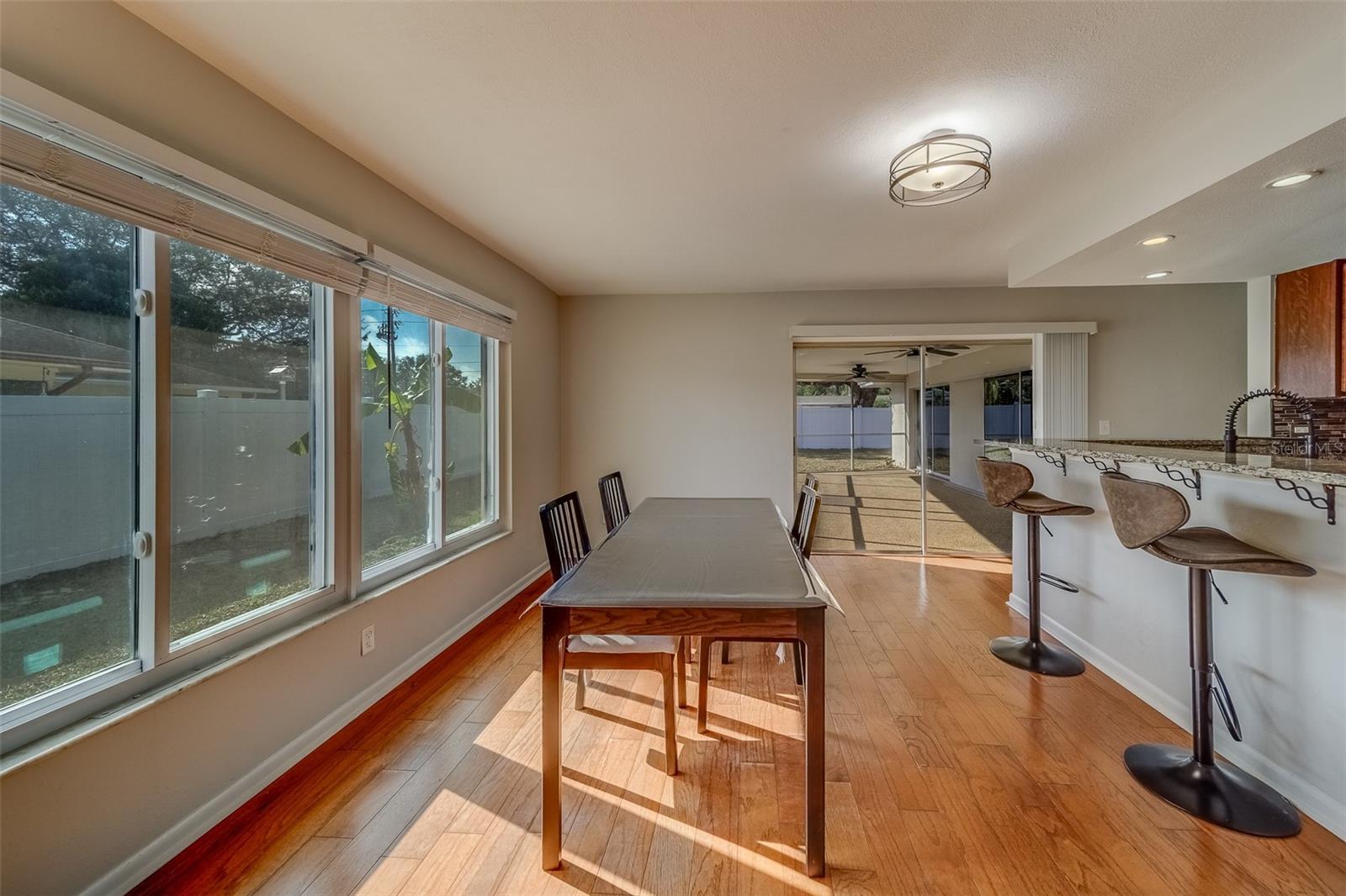1803 SOUTHWOOD LN, CLEARWATER, FL, 33764