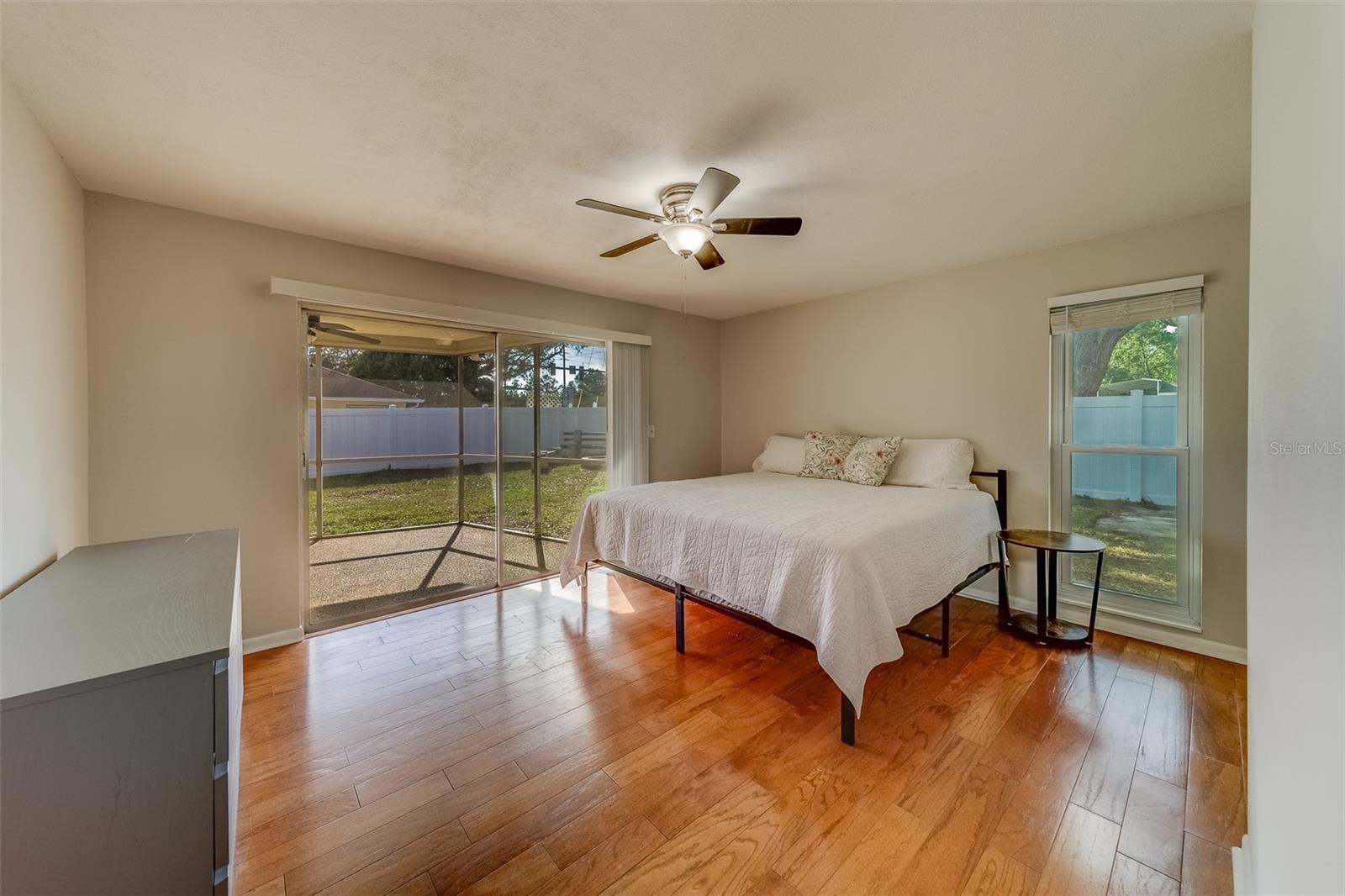 1803 SOUTHWOOD LN, CLEARWATER, FL, 33764