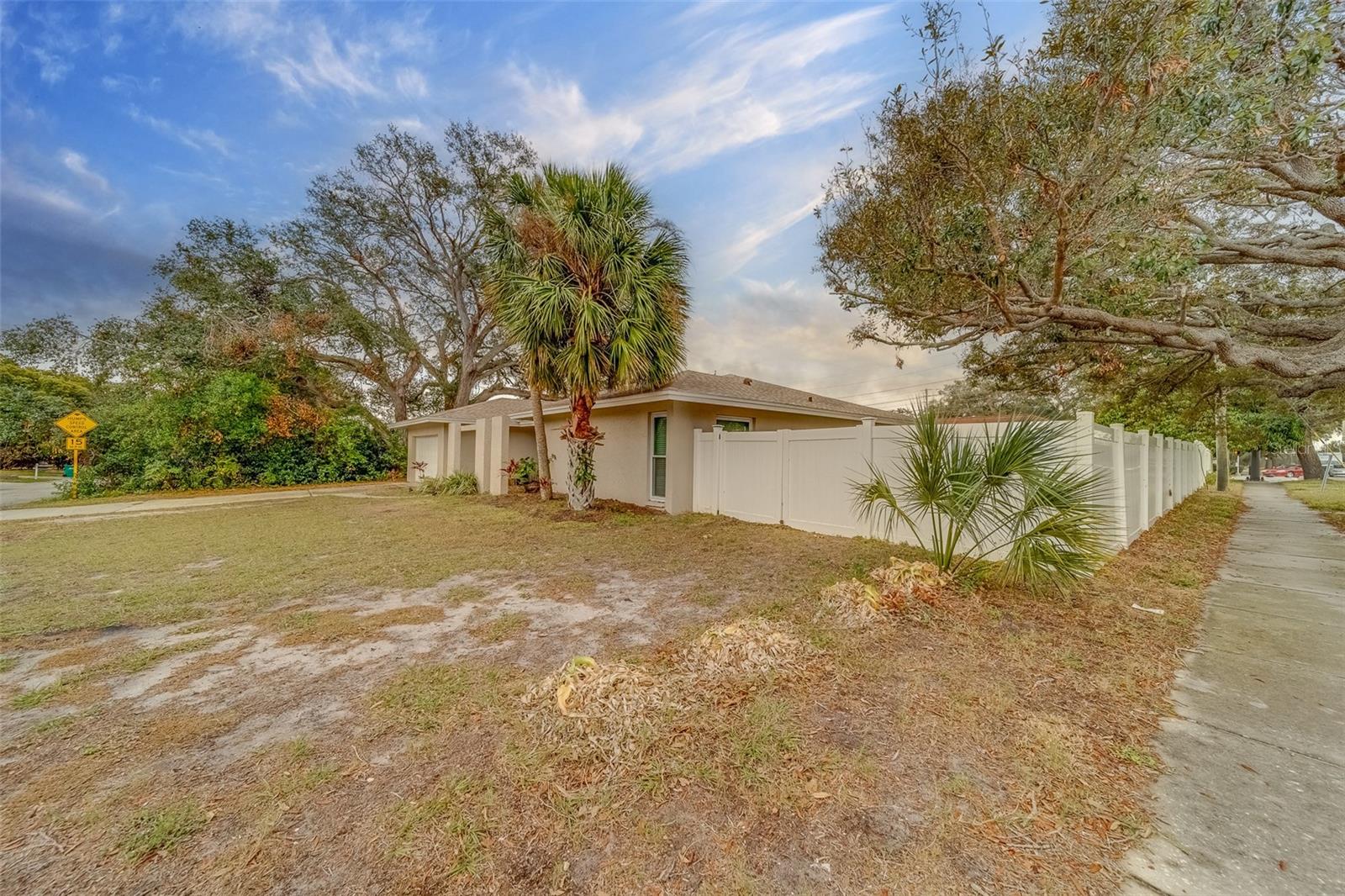 1803 SOUTHWOOD LN, CLEARWATER, FL, 33764