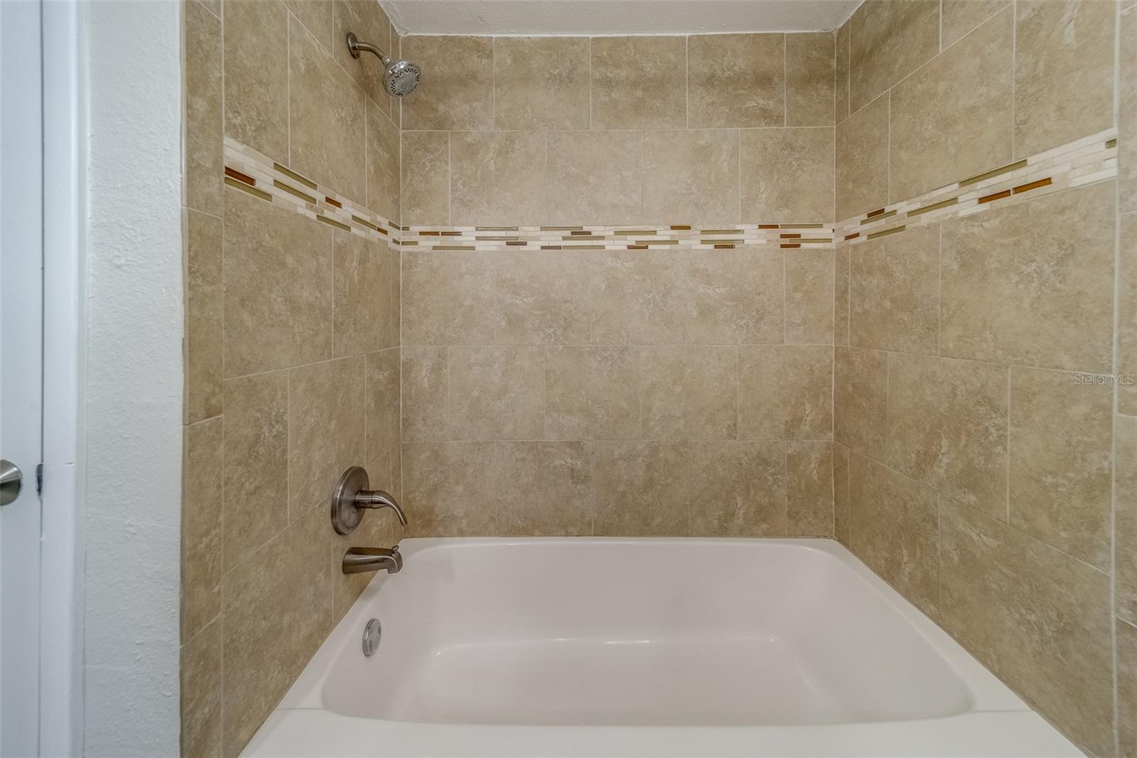 1803 SOUTHWOOD LN, CLEARWATER, FL, 33764