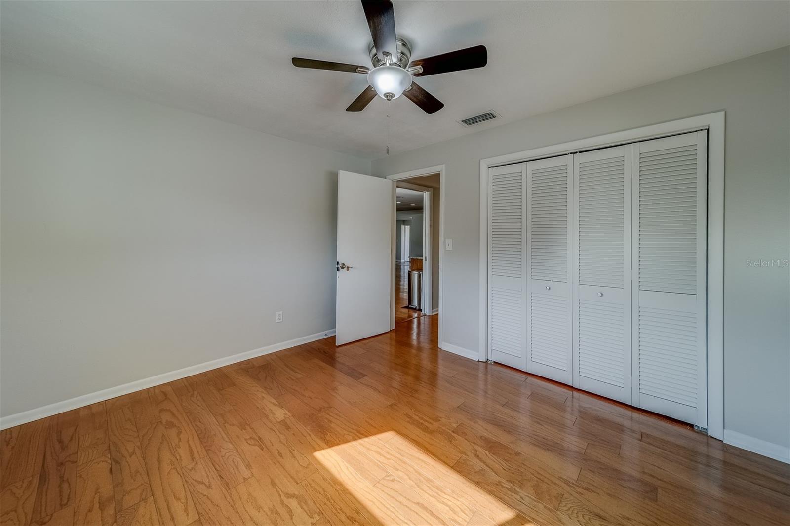 1803 SOUTHWOOD LN, CLEARWATER, FL, 33764
