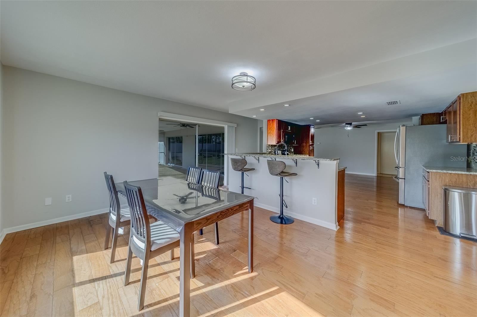 1803 SOUTHWOOD LN, CLEARWATER, FL, 33764