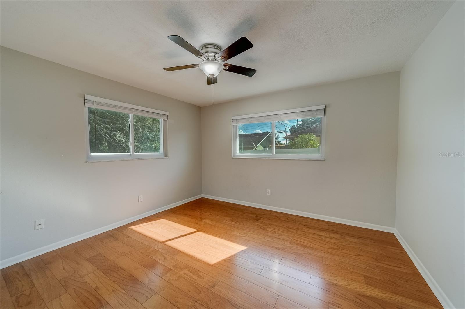 1803 SOUTHWOOD LN, CLEARWATER, FL, 33764