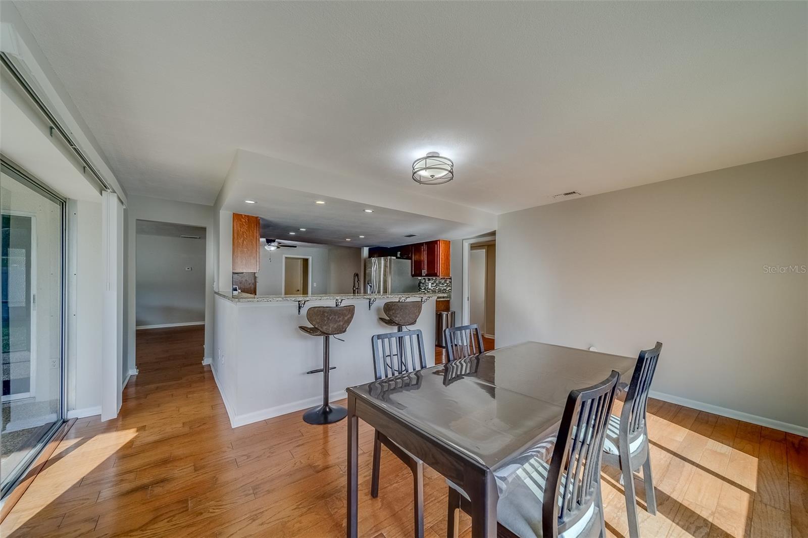 1803 SOUTHWOOD LN, CLEARWATER, FL, 33764