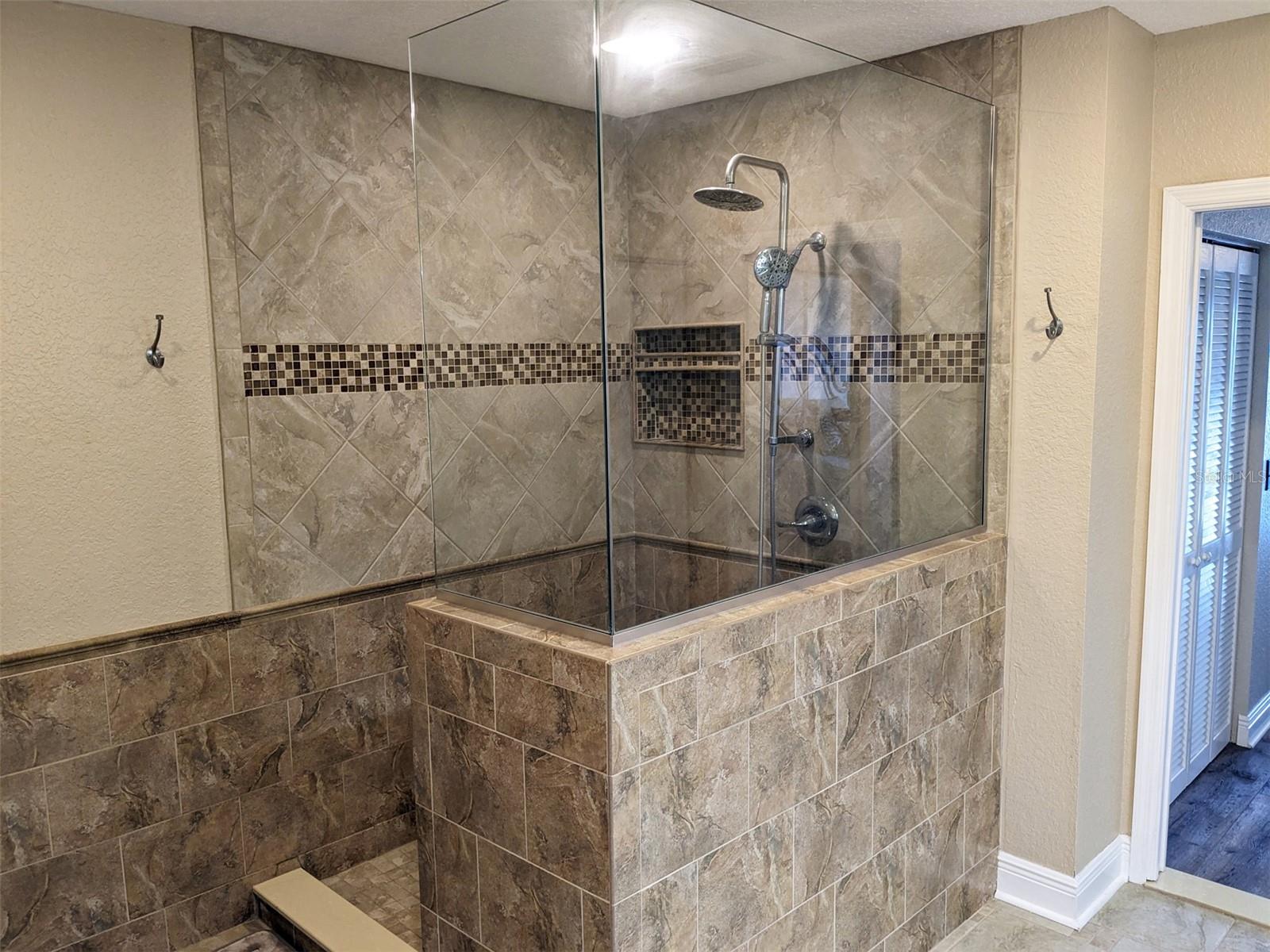 1614 POINT PLEASANT AVE W, BRADENTON, FL, 34205