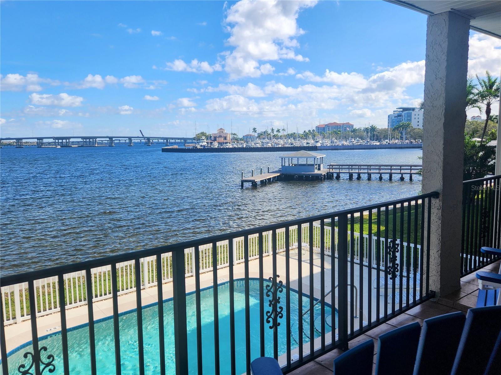 1614 POINT PLEASANT AVE W, BRADENTON, FL, 34205