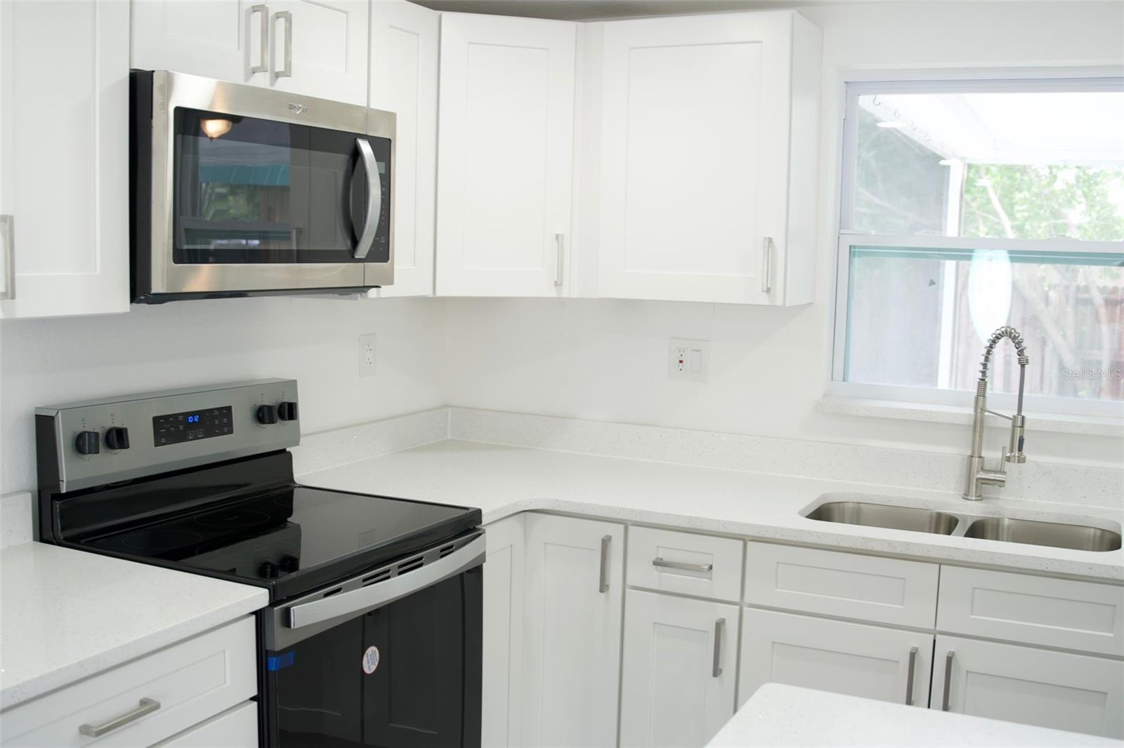 12713 COLLEGE HILL DR, HUDSON, FL, 34667