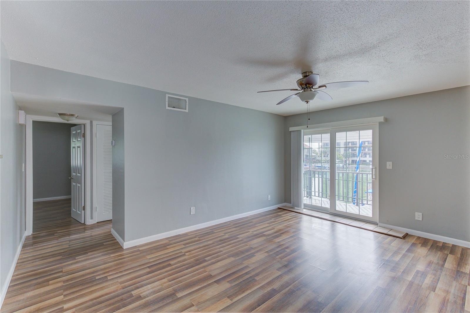 223 DOLPHIN PT #6, CLEARWATER BEACH, FL, 33767