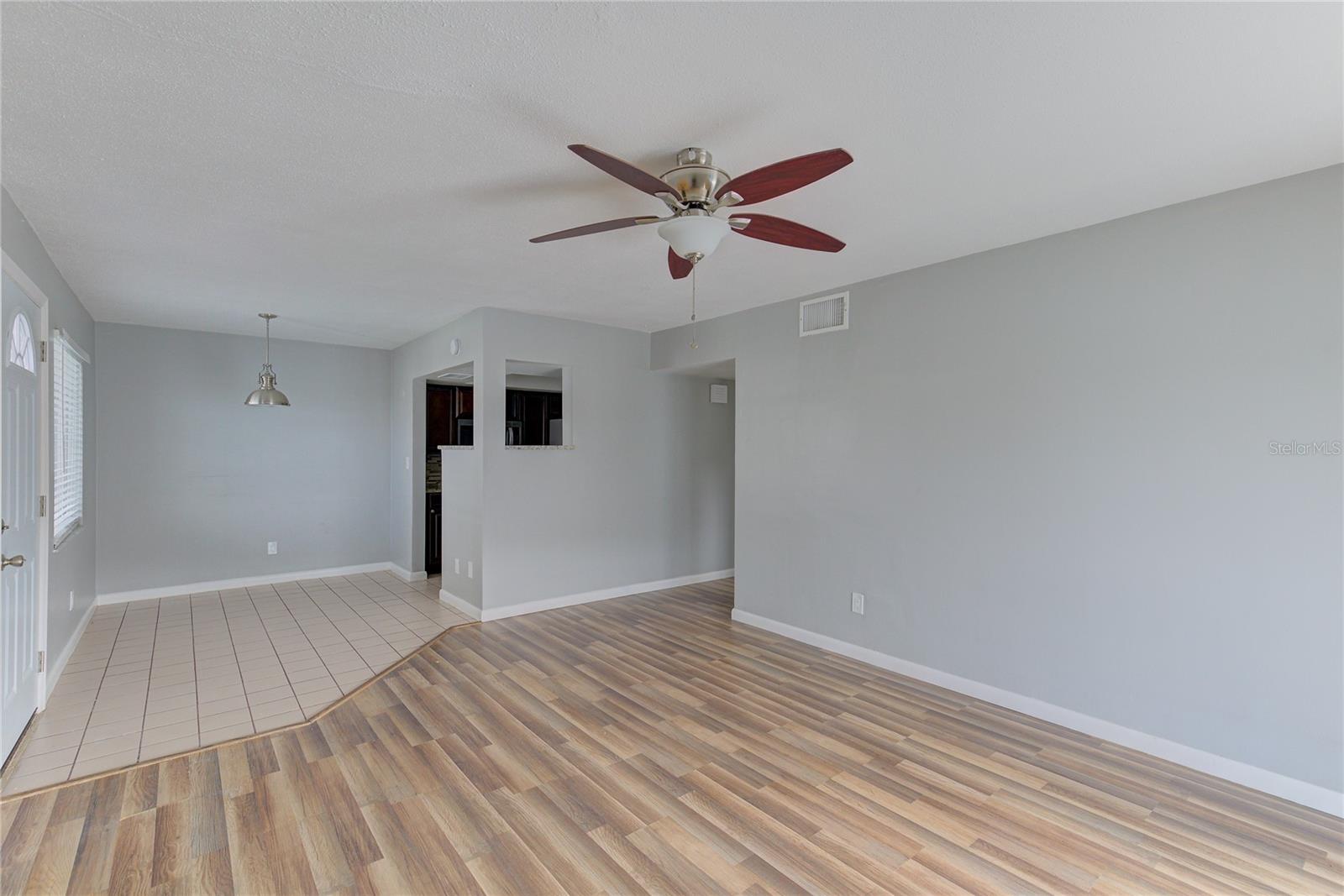 223 DOLPHIN PT #6, CLEARWATER BEACH, FL, 33767