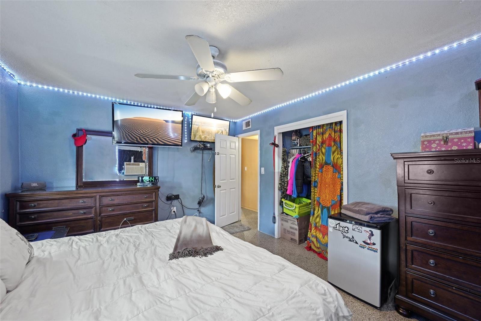 3334 70TH WAY N, ST PETERSBURG, FL, 33710