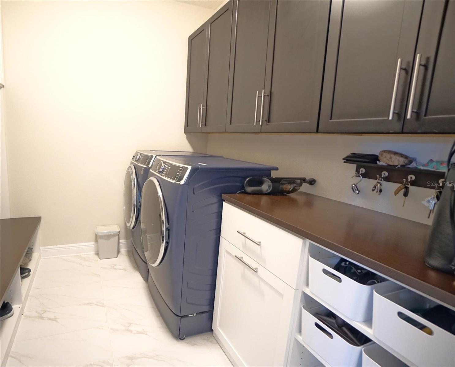 10702 PLEASANT KNOLL DR, TAMPA, FL, 33647