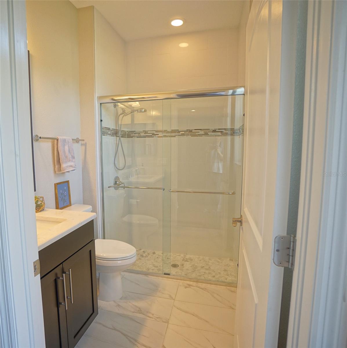10702 PLEASANT KNOLL DR, TAMPA, FL, 33647