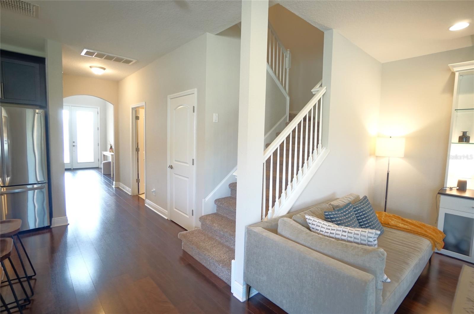 10702 PLEASANT KNOLL DR, TAMPA, FL, 33647
