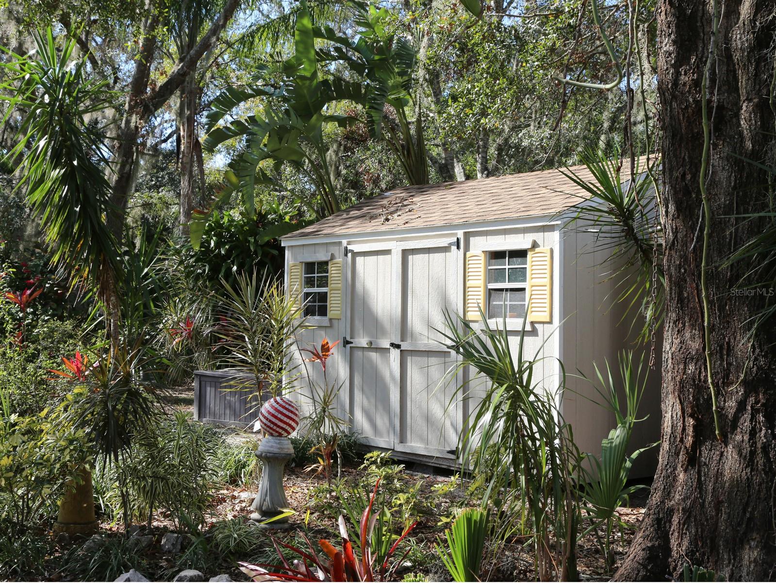 25 ROSALIE OAKS BLVD, LAKE WALES, FL, 33898