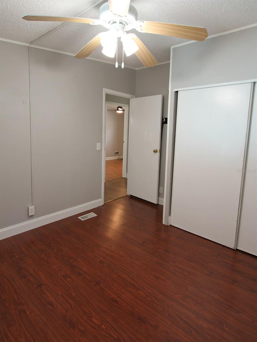 25 ROSALIE OAKS BLVD, LAKE WALES, FL, 33898