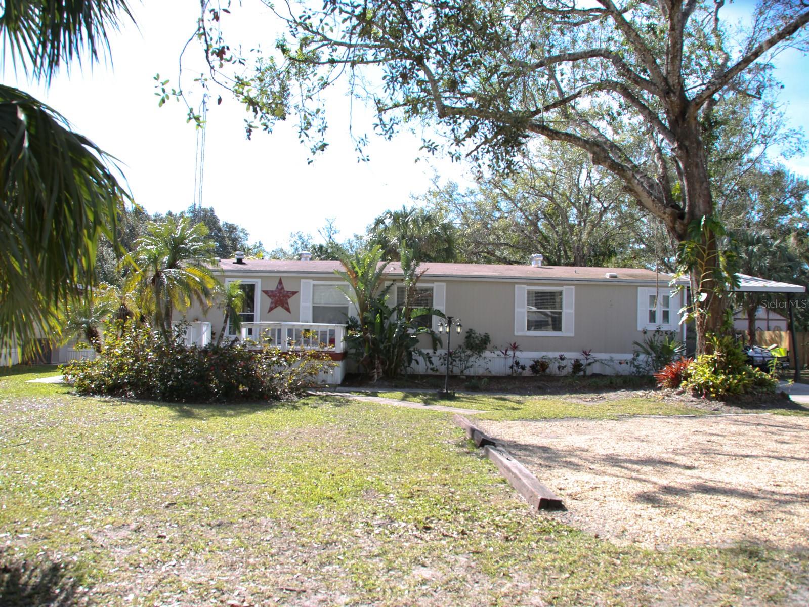 25 ROSALIE OAKS BLVD, LAKE WALES, FL, 33898
