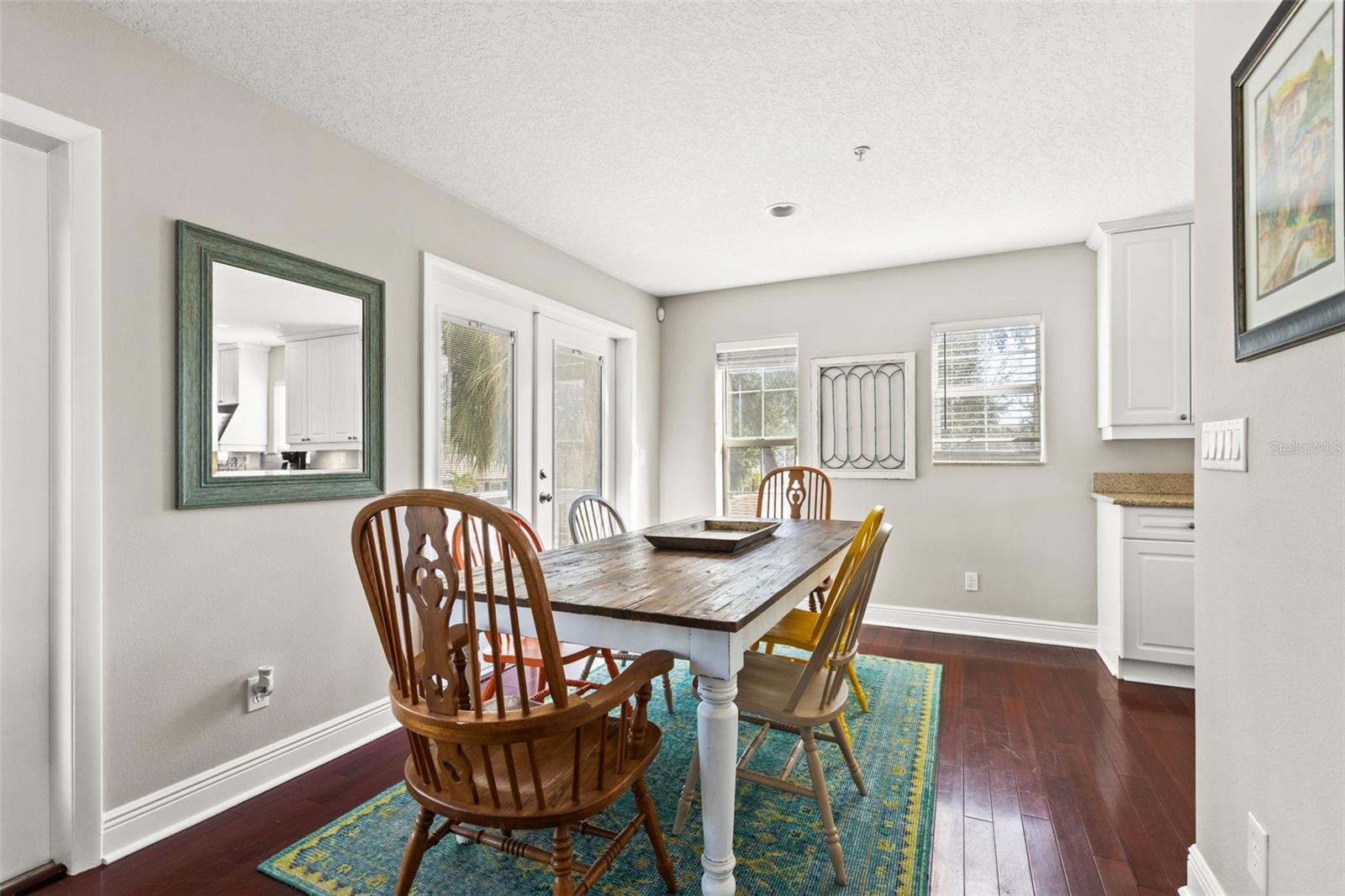 1902 ARROWHEAD DR NE, ST PETERSBURG, FL, 33703