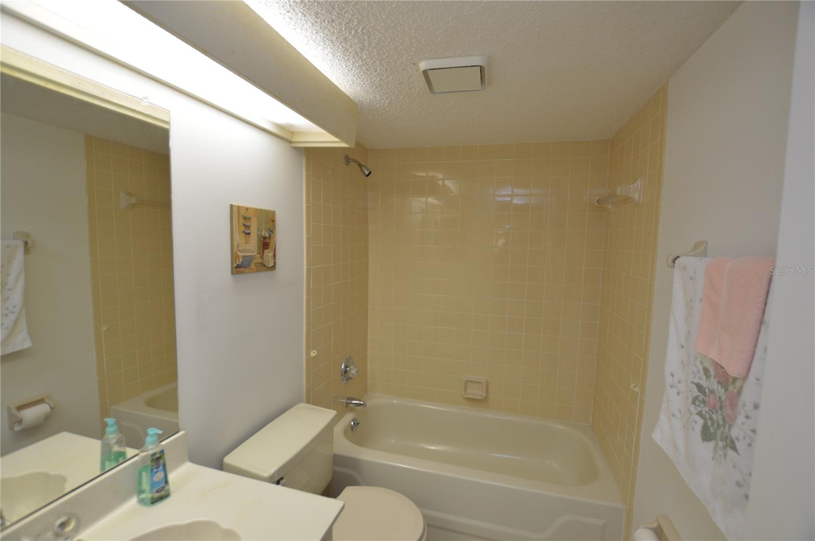3 SOUTHBURY CT, PALM COAST, FL, 32137