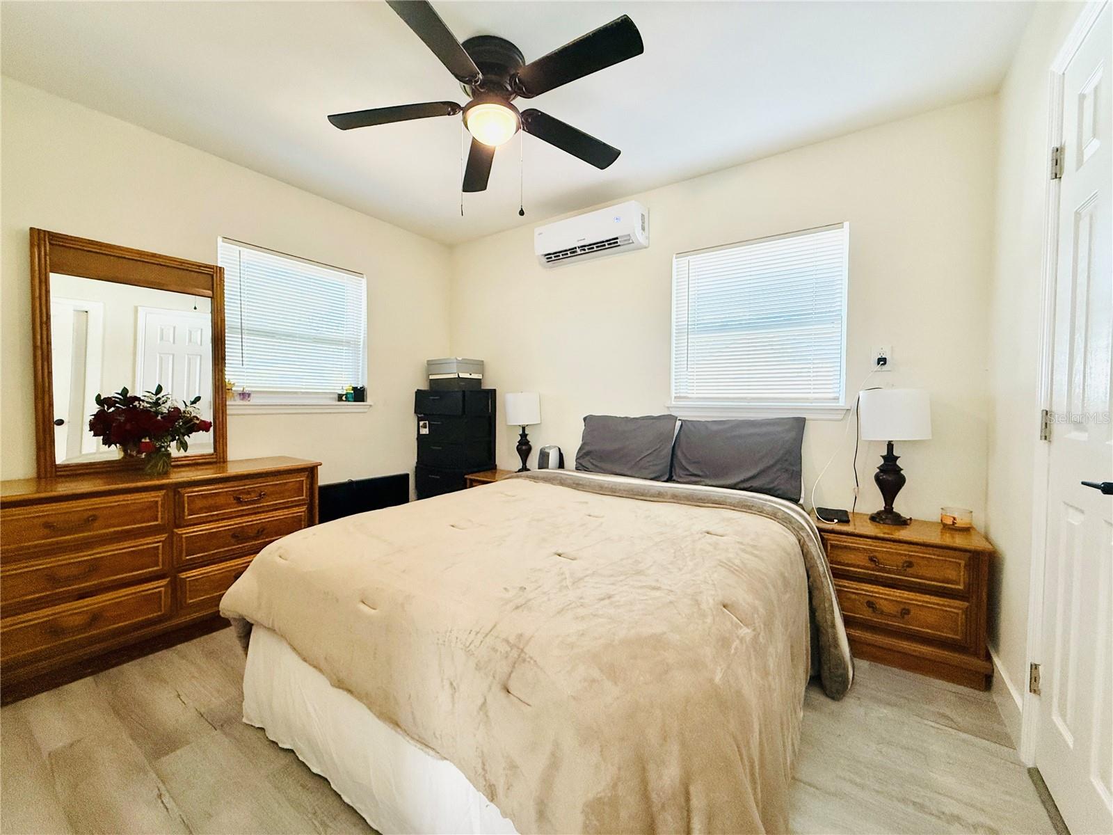 15564 AVALON AVE, CLEARWATER, FL, 33760