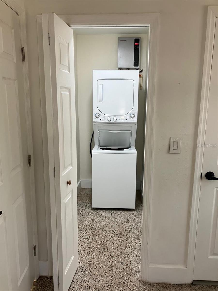 15564 AVALON AVE, CLEARWATER, FL, 33760