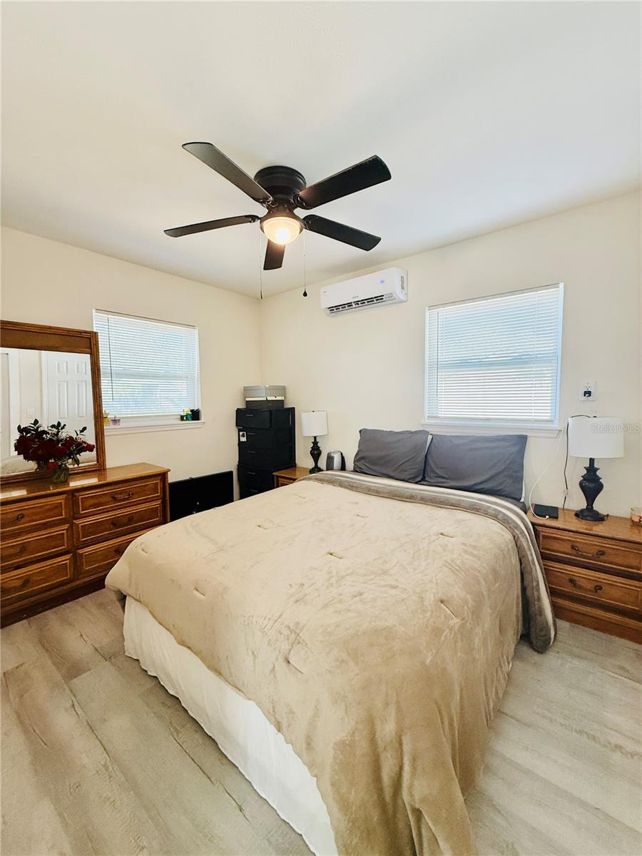 15564 AVALON AVE, CLEARWATER, FL, 33760