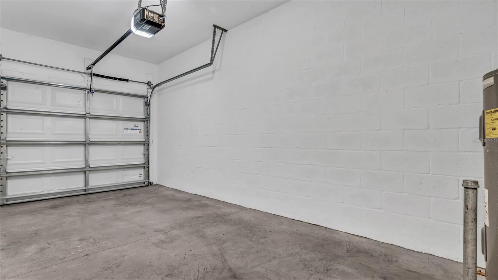 2205 HALLIER CV, WESLEY CHAPEL, FL, 33543