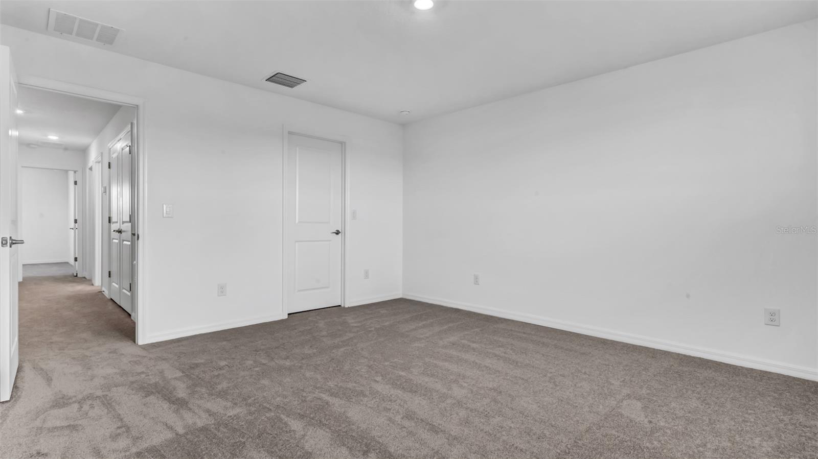 2205 HALLIER CV, WESLEY CHAPEL, FL, 33543