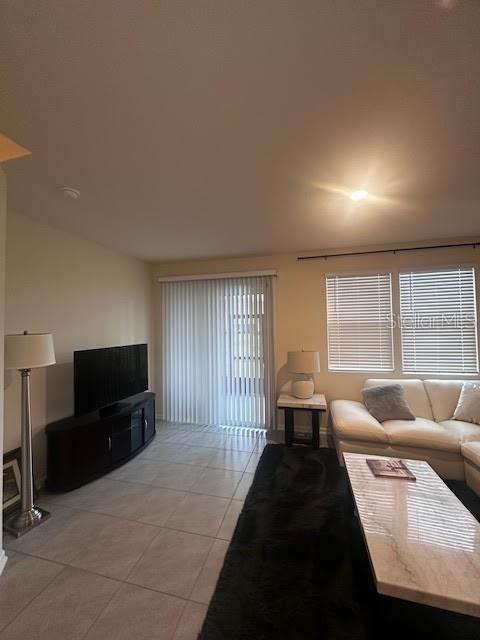 200 REDBUD RD, PALM COAST, FL, 32137