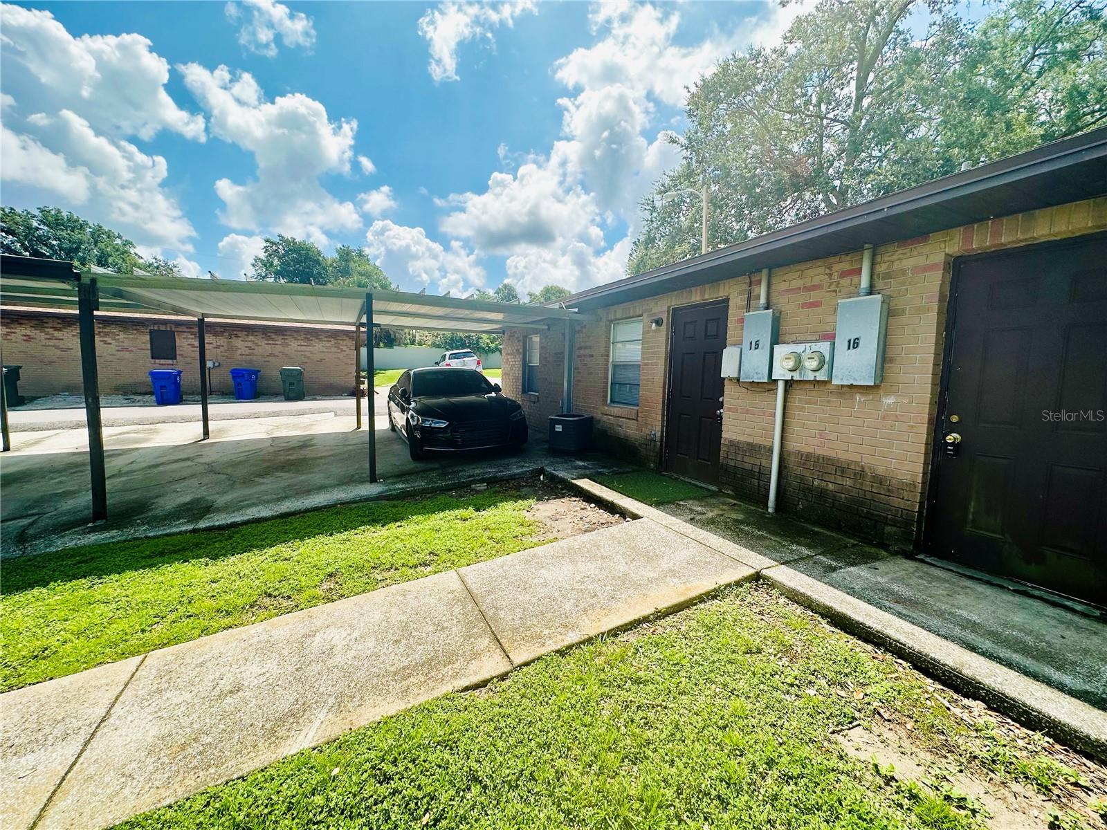 101 LAKE HUNTER DR #15 & 16, LAKELAND, FL, 33803