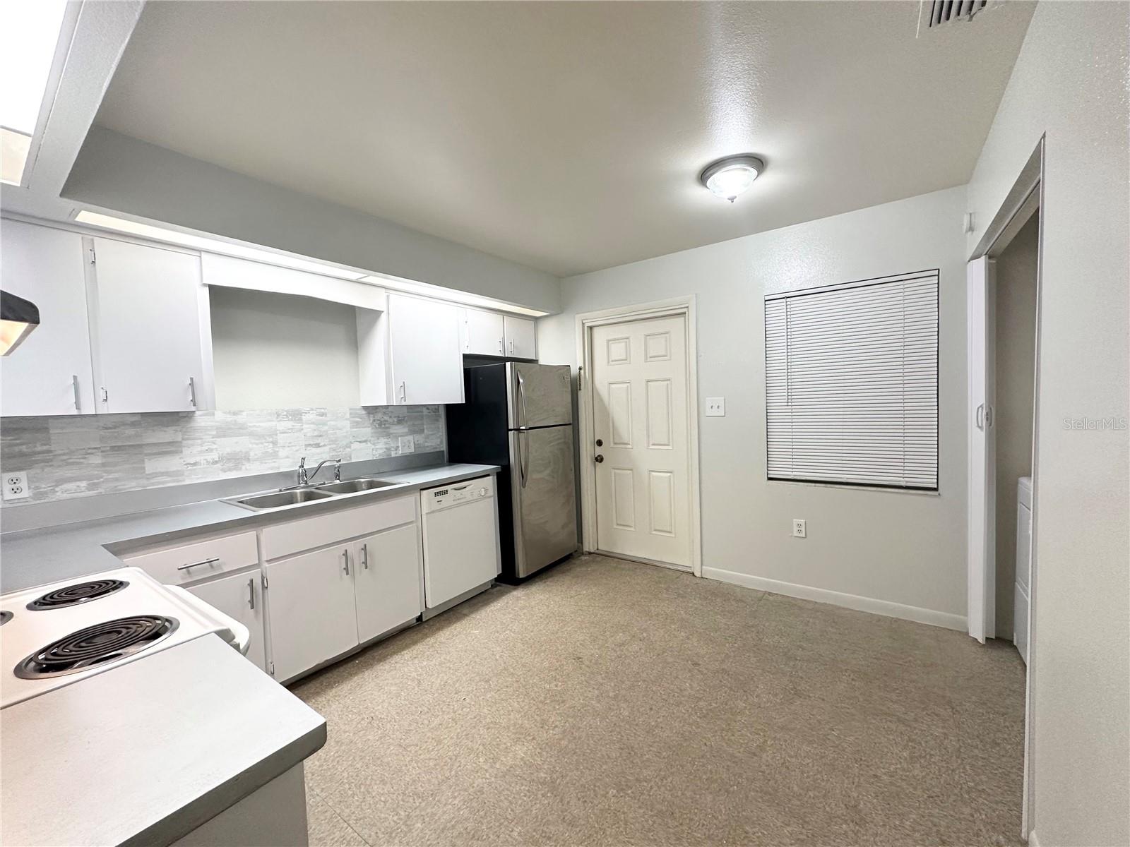 101 LAKE HUNTER DR #15 & 16, LAKELAND, FL, 33803
