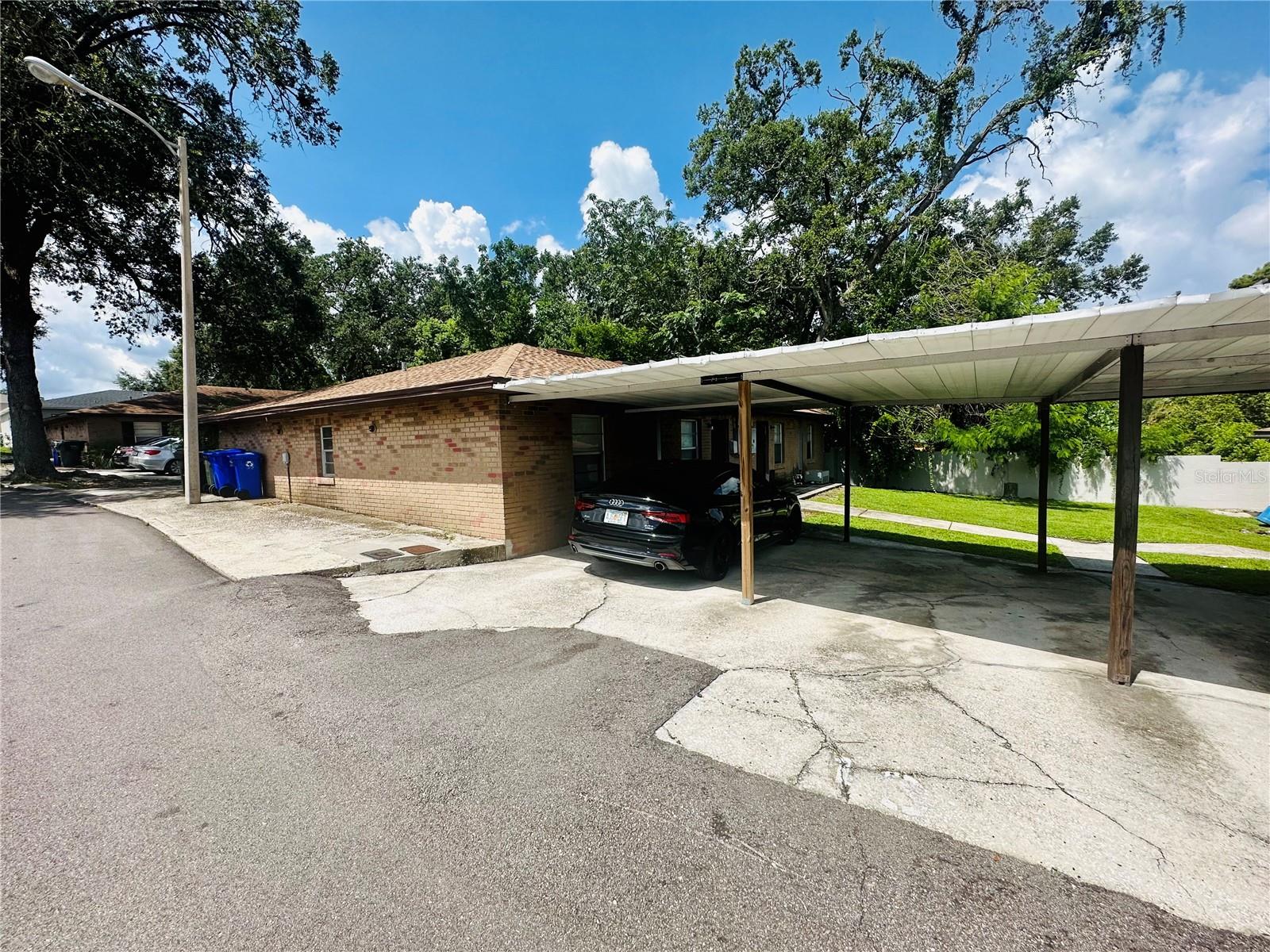 101 LAKE HUNTER DR #15 & 16, LAKELAND, FL, 33803
