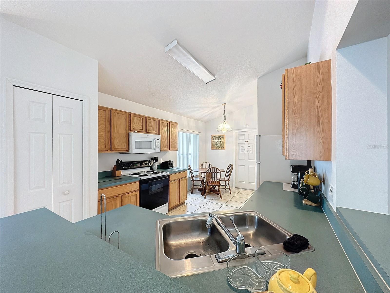 531 HOLLINGSHEAD LOOP, DAVENPORT, FL, 33896