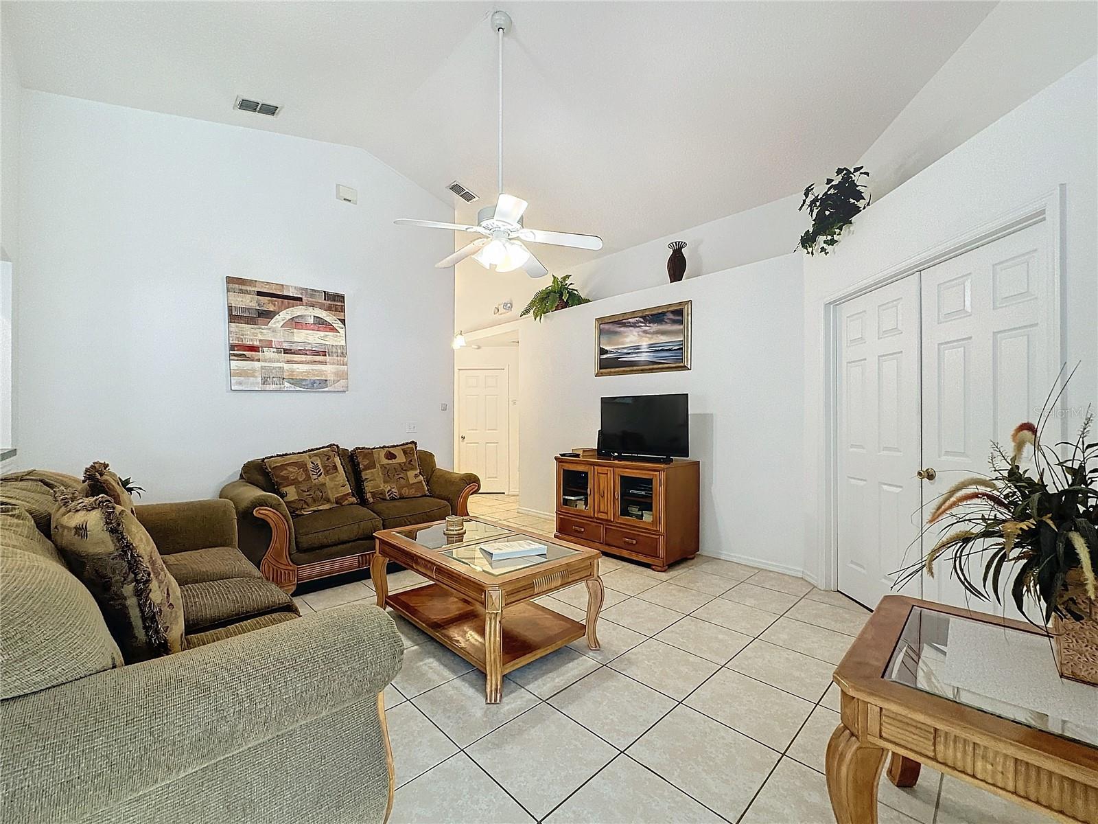 531 HOLLINGSHEAD LOOP, DAVENPORT, FL, 33896